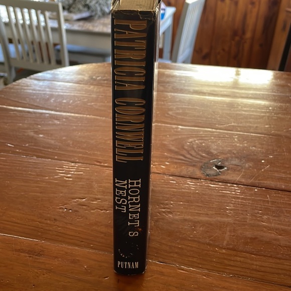 1st Edition 1st Print 1996 Patricia Cornwell Hornet’s Nest hardcover book NYT - Picture 3 of 14